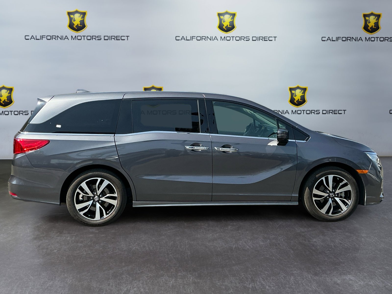 Used 2018 Honda Odyssey Elite image 6