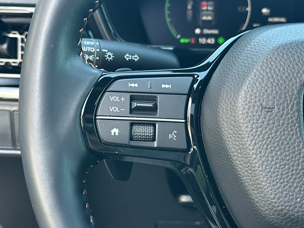 Used 2025 Honda CR-V Sport Touring image 15