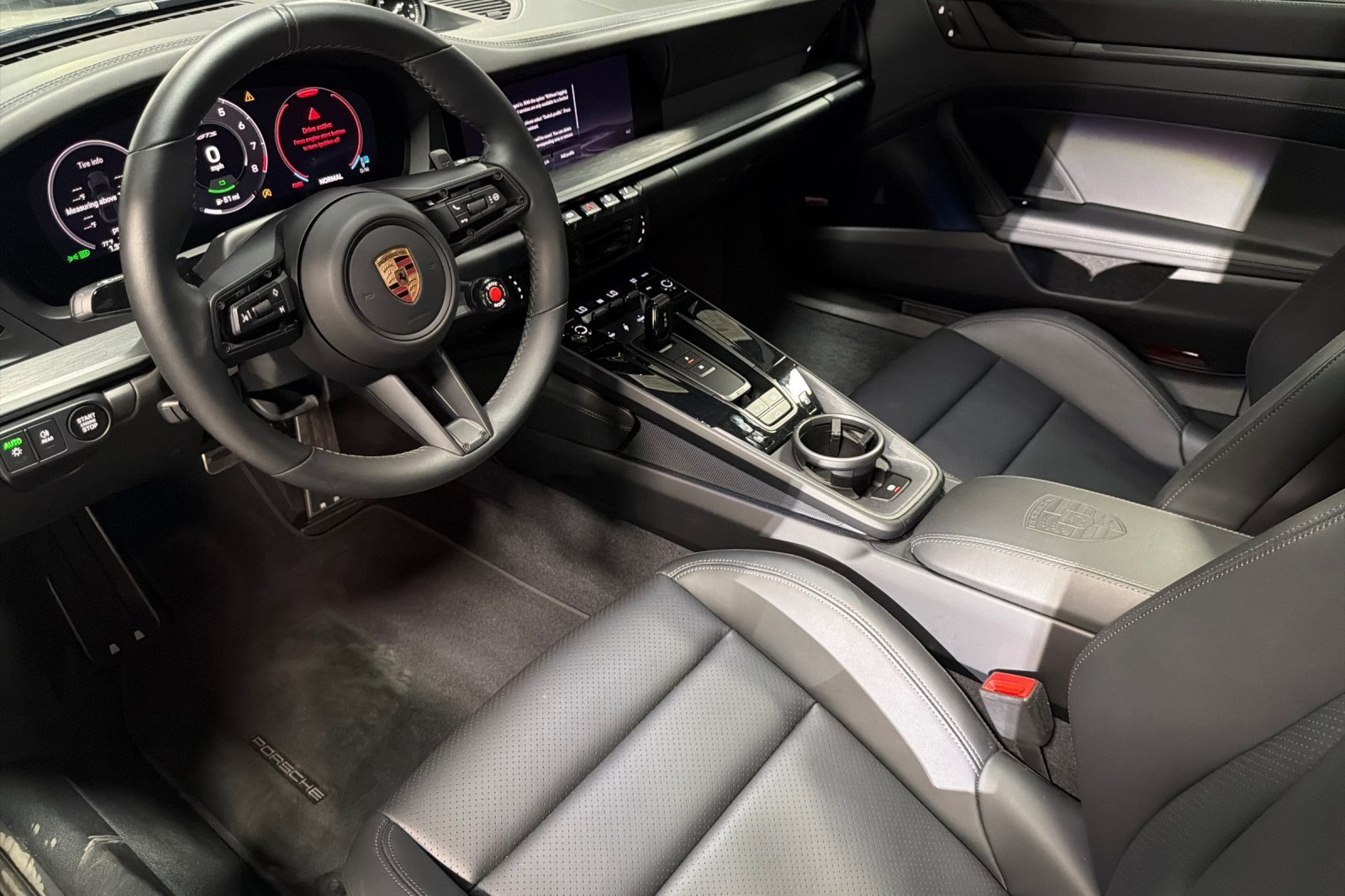 Used 2026 Porsche 911 Carrera 4 GTS AWD/4WD image 9
