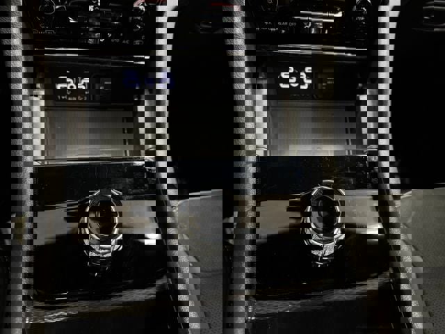 New 2025 Jeep Grand Cherokee Altitude image 25