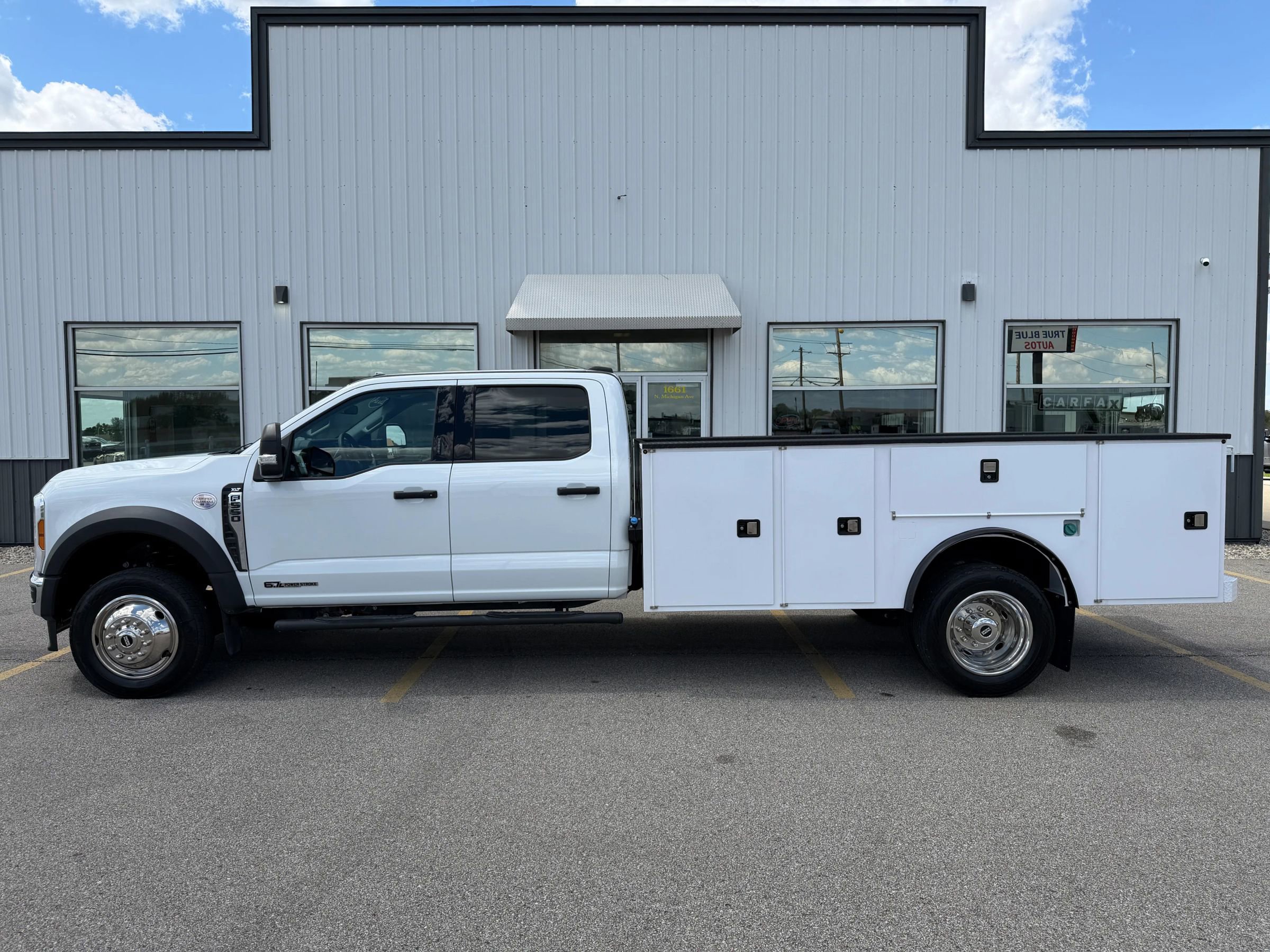 Used 2024 Ford F550 4x4 Crew Cab Super Duty w/ XLT Value Package image 1