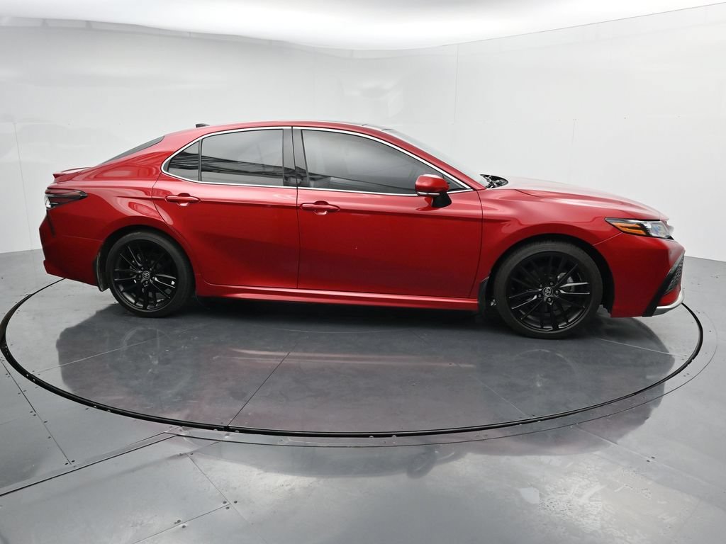 Used 2022 Toyota Camry XSE w/ Navigation Package FWD image 9