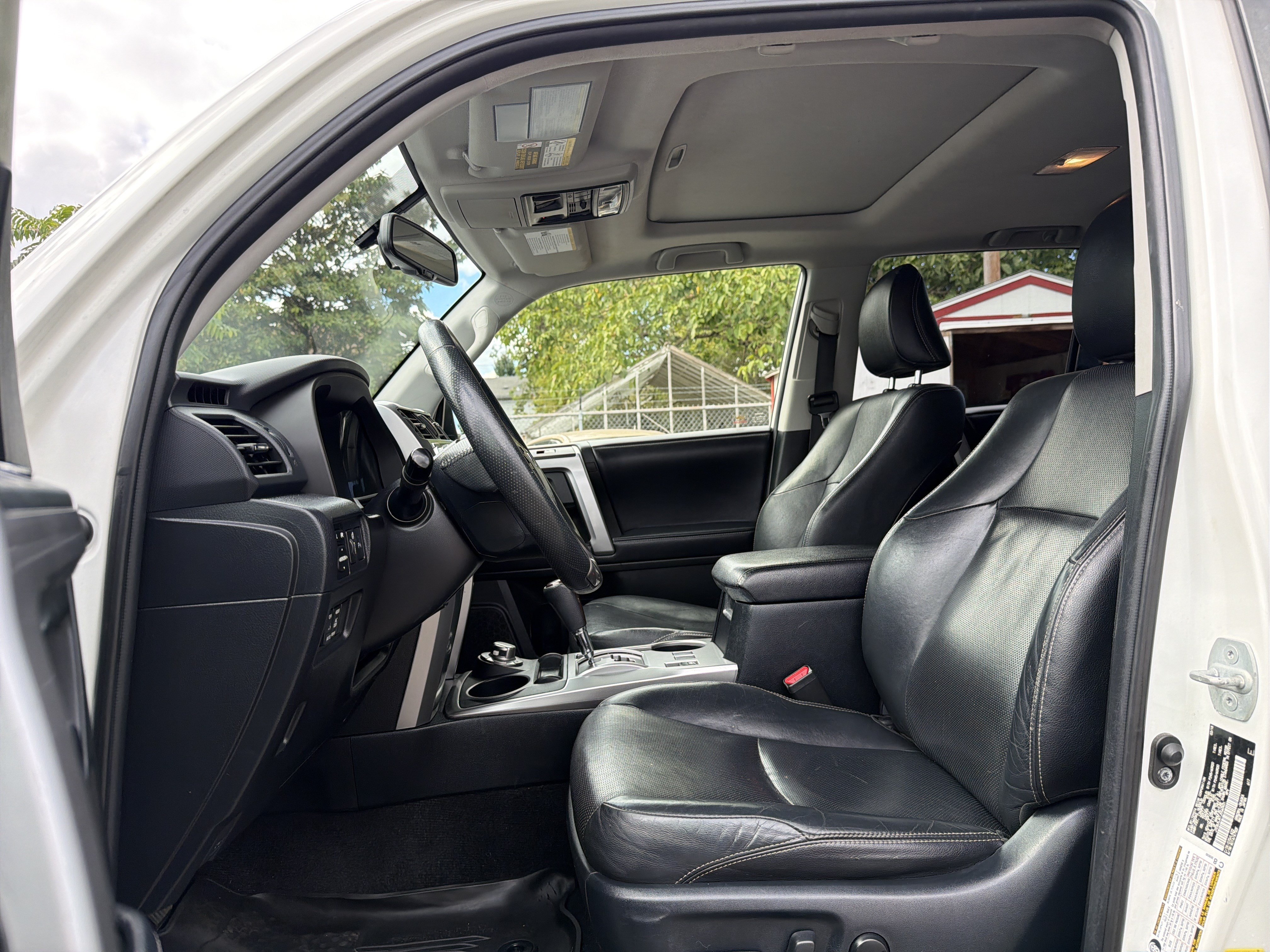 Used 2018 Toyota 4Runner Limited AWD/4WD image 8