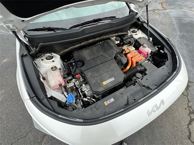 Used 2023 Kia Niro LX image 31