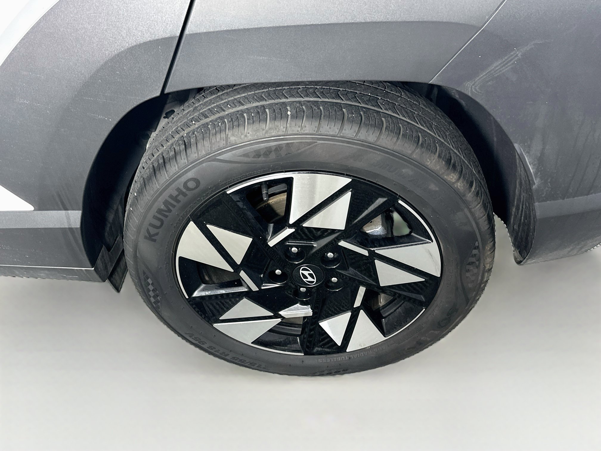 Used 2025 Hyundai Kona SEL FWD image 11