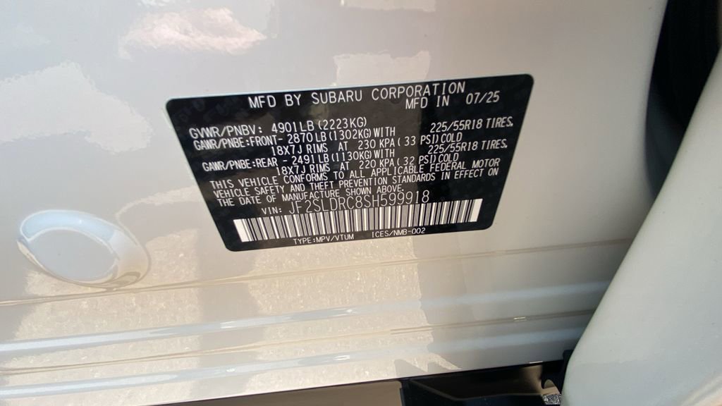 Used 2025 Subaru Forester Limited image 32