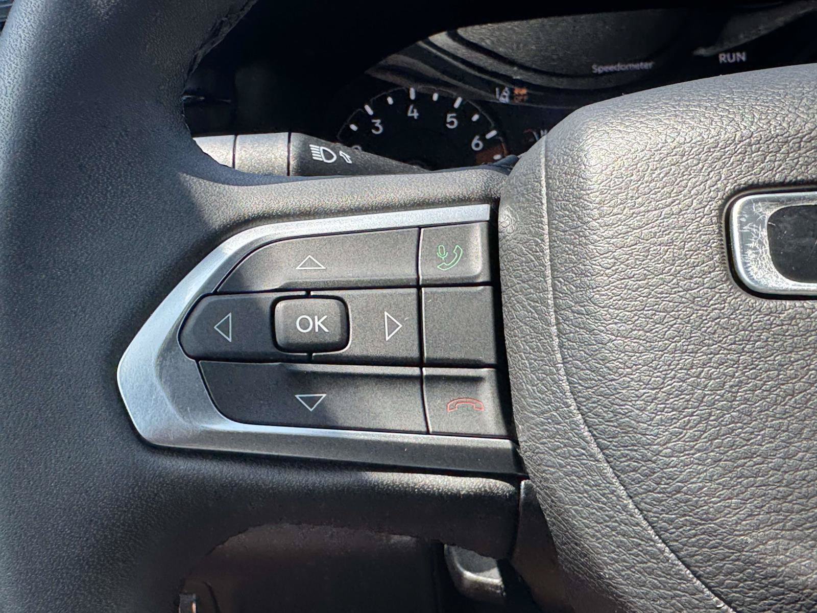 Used 2022 Jeep Compass Latitude AWD/4WD image 23