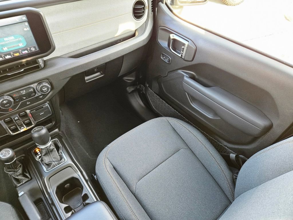 New 2026 Jeep Gladiator Sport image 11