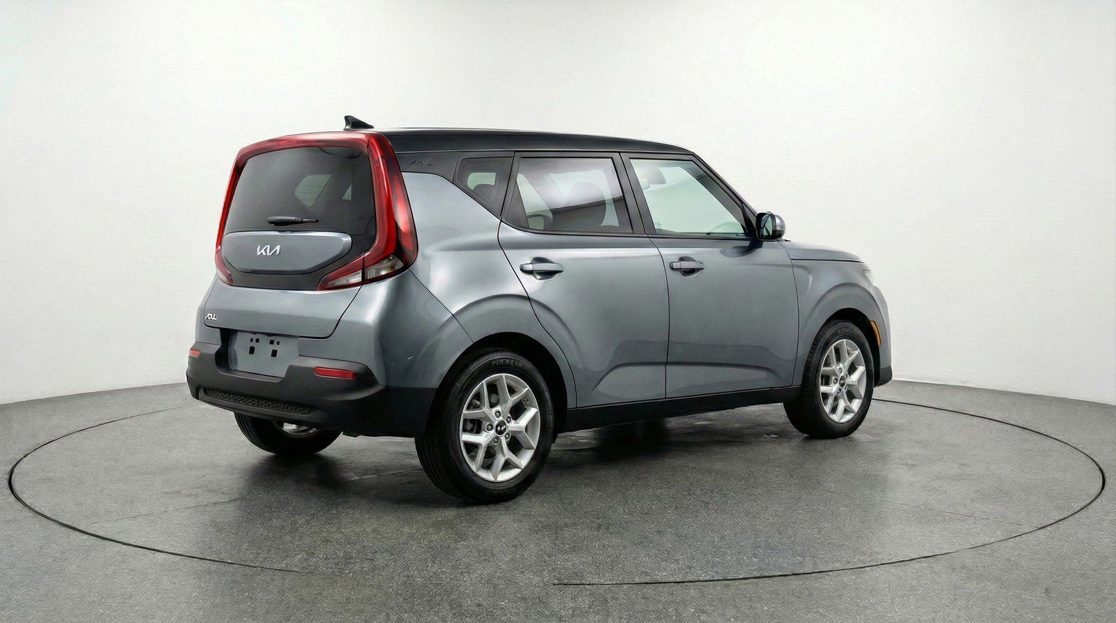 Used 2025 Kia Soul LX w/ LX Technology Package image 9