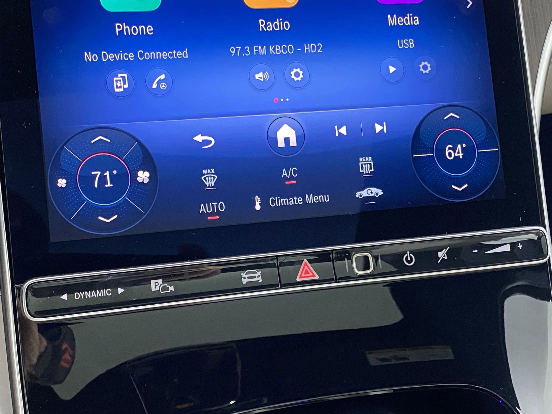 Used 2025 Mercedes-Benz C 300 4MATIC Sedan image 26