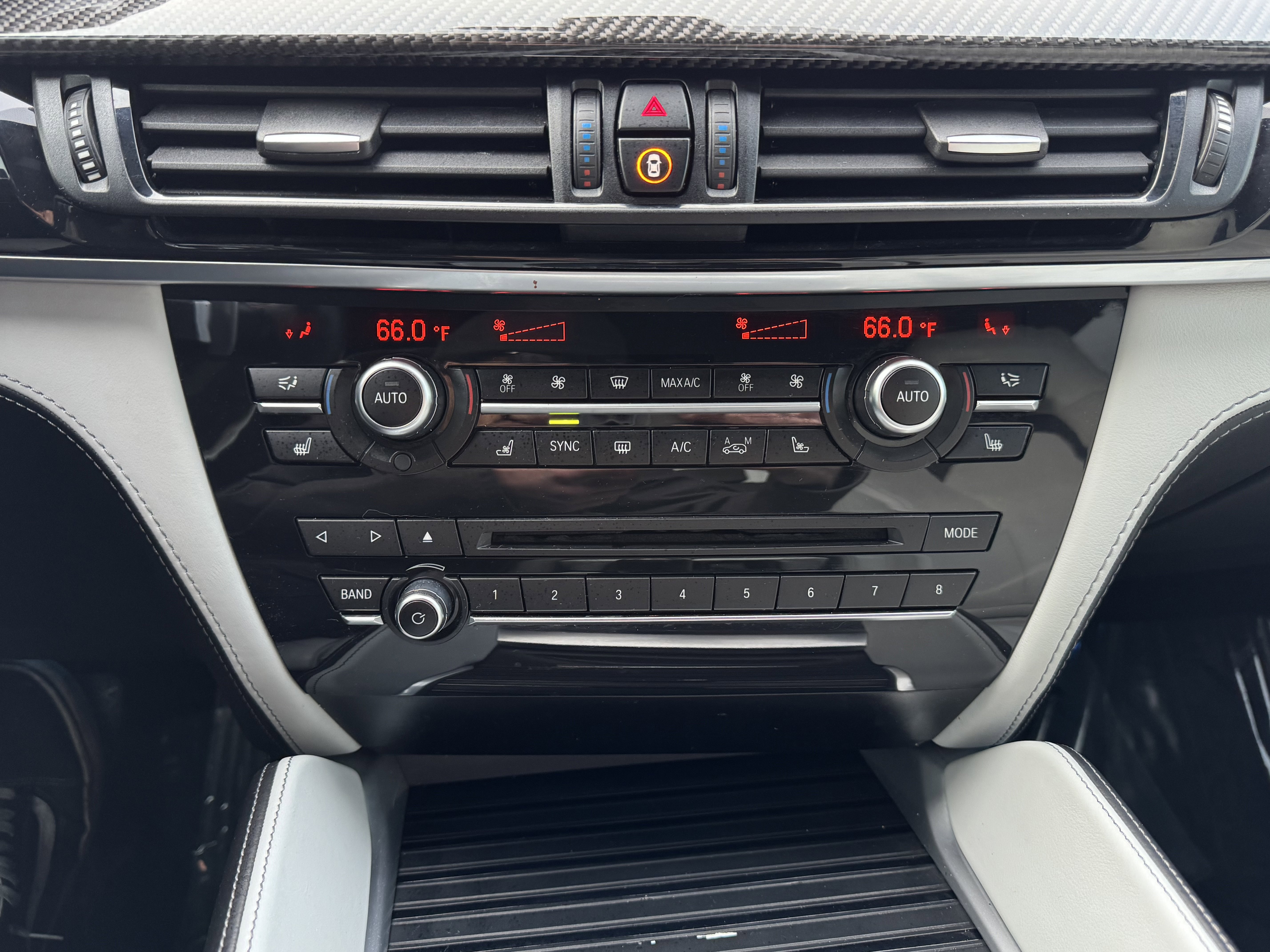 Used 2016 BMW X5 M image 32