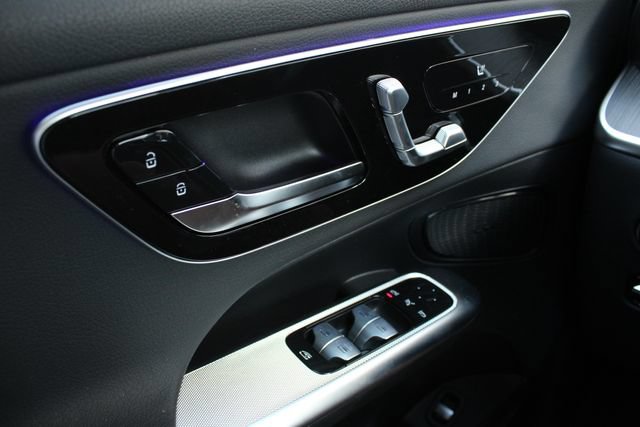 New 2026 Mercedes-Benz GLC 300 4MATIC image 5