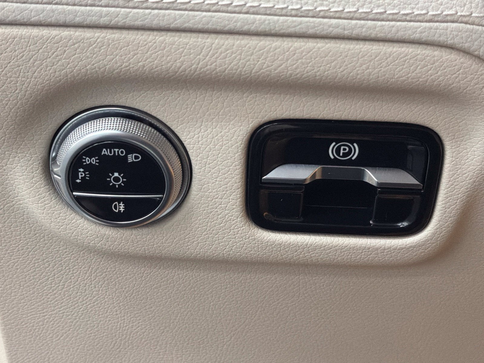 Certified 2024 Mercedes-Benz EQS 450+ Sedan image 31