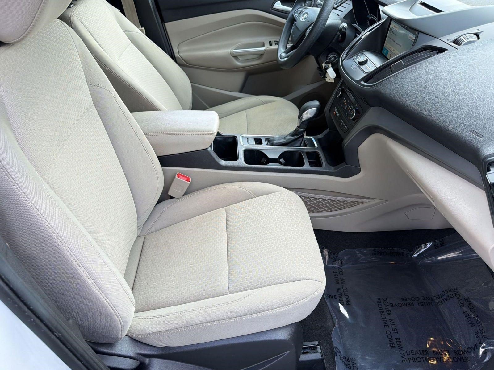 Used 2018 Ford Escape SE w/ SE Sync 3 Package FWD image 26