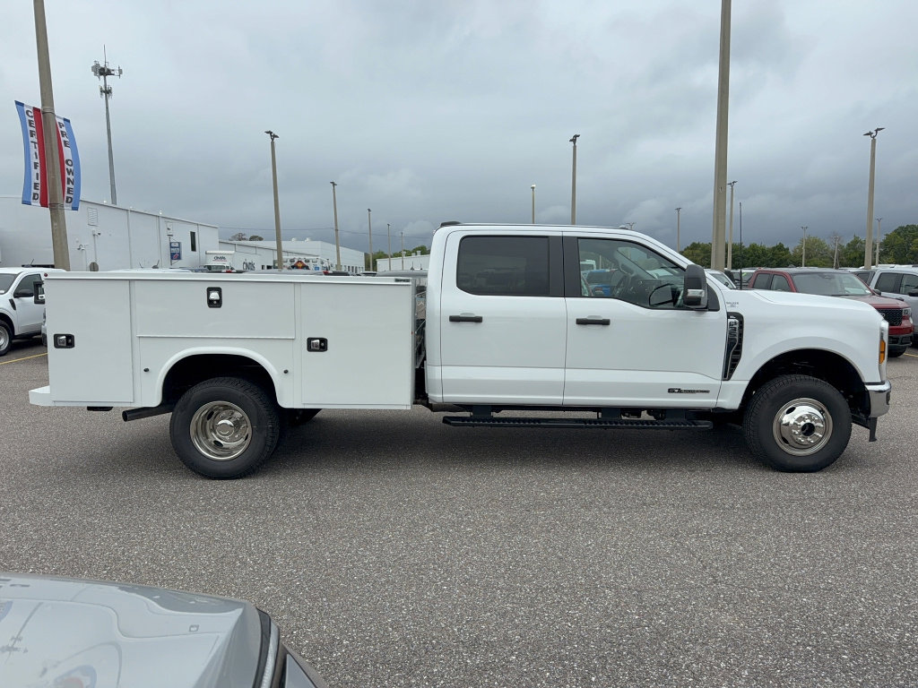 New 2026 Ford F350 XL w/ XL Chrome Package image 5