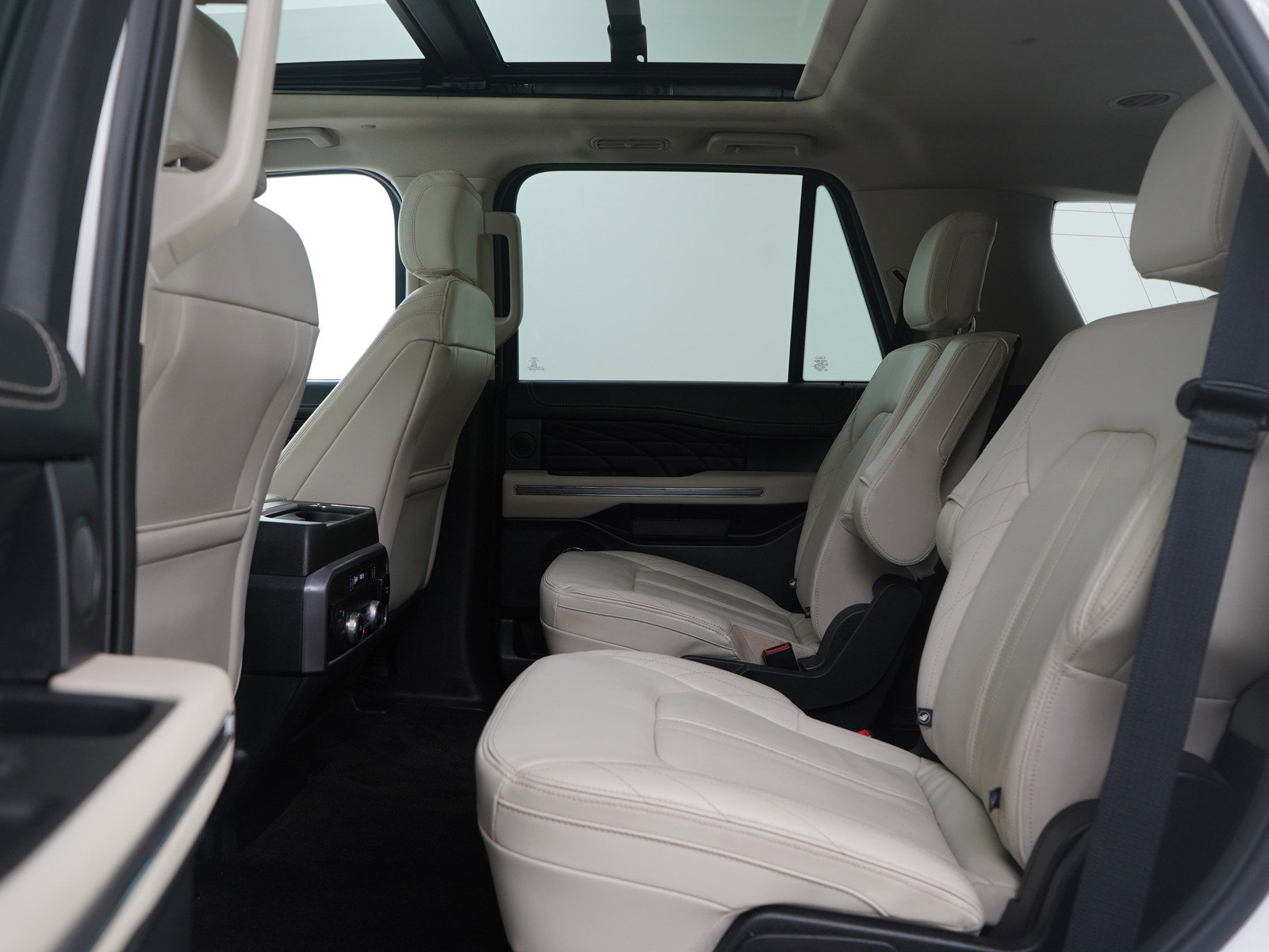 Used 2021 Ford Expedition Platinum image 22