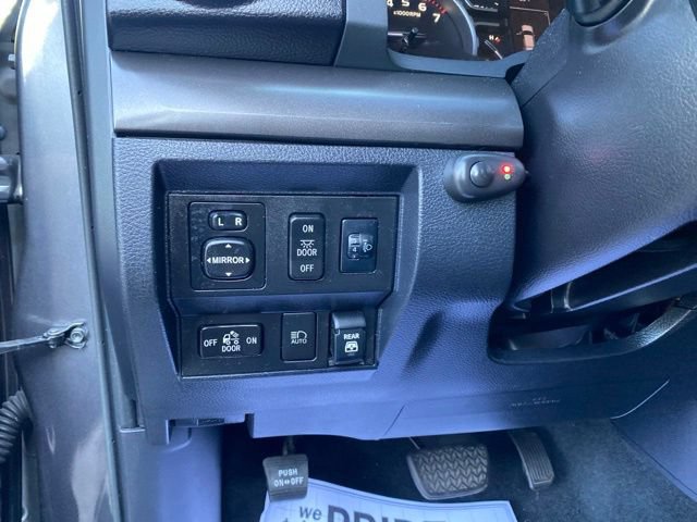 Used 2020 Toyota Tundra SR5 w/ SR5 Upgrade Package AWD/4WD image 8