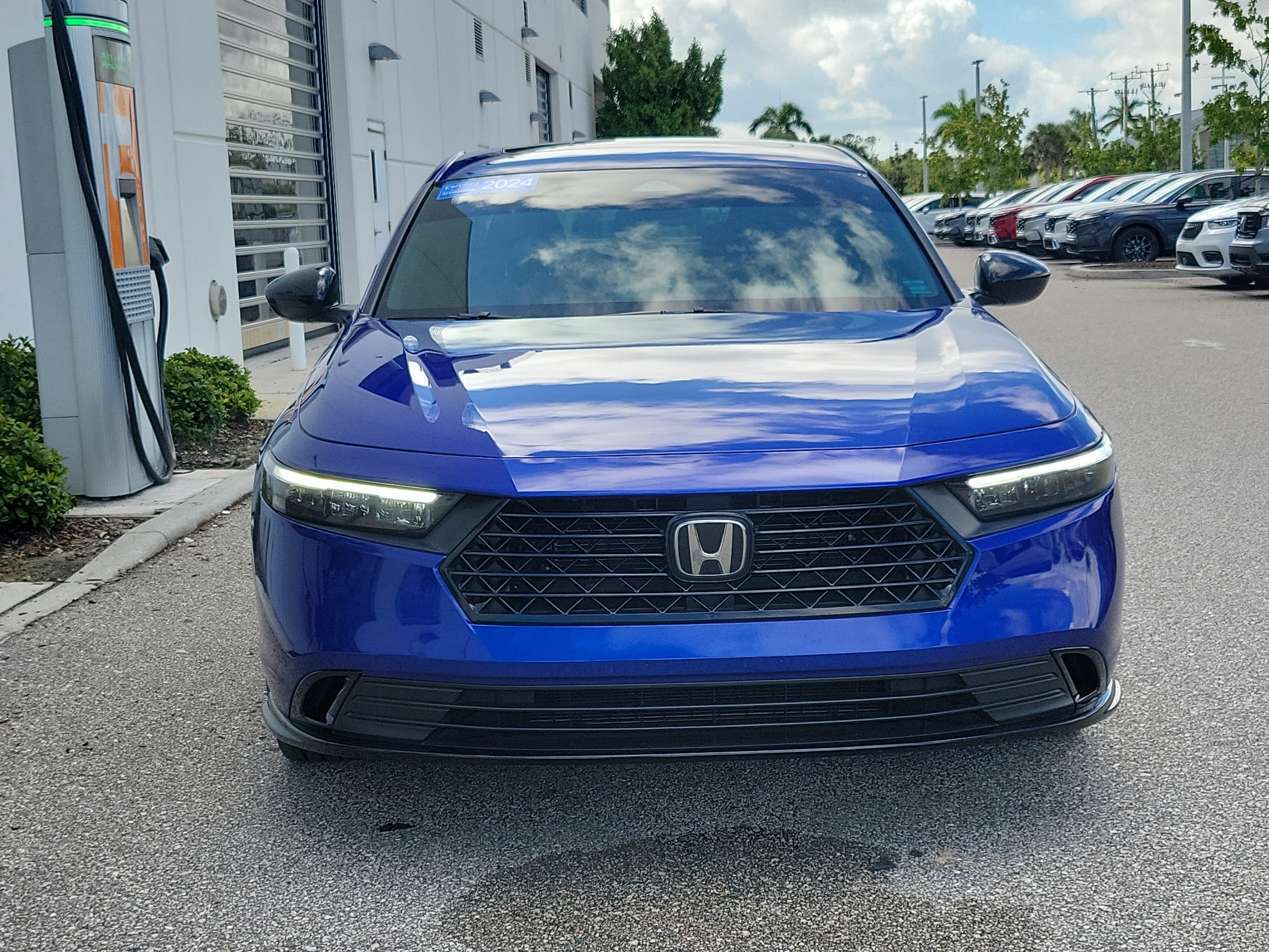 Used 2024 Honda Accord Sport image 2