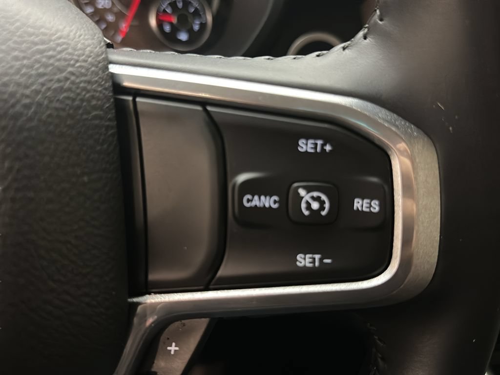 Used 2021 RAM 1500 Laramie AWD/4WD image 26