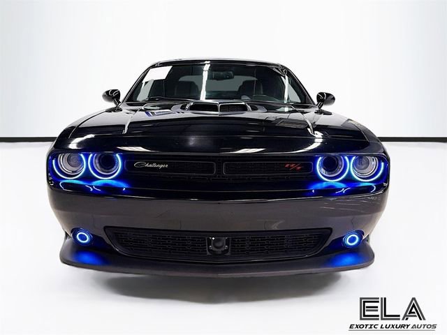 Used 2016 Dodge Challenger R/T Scat Pack RWD image 3