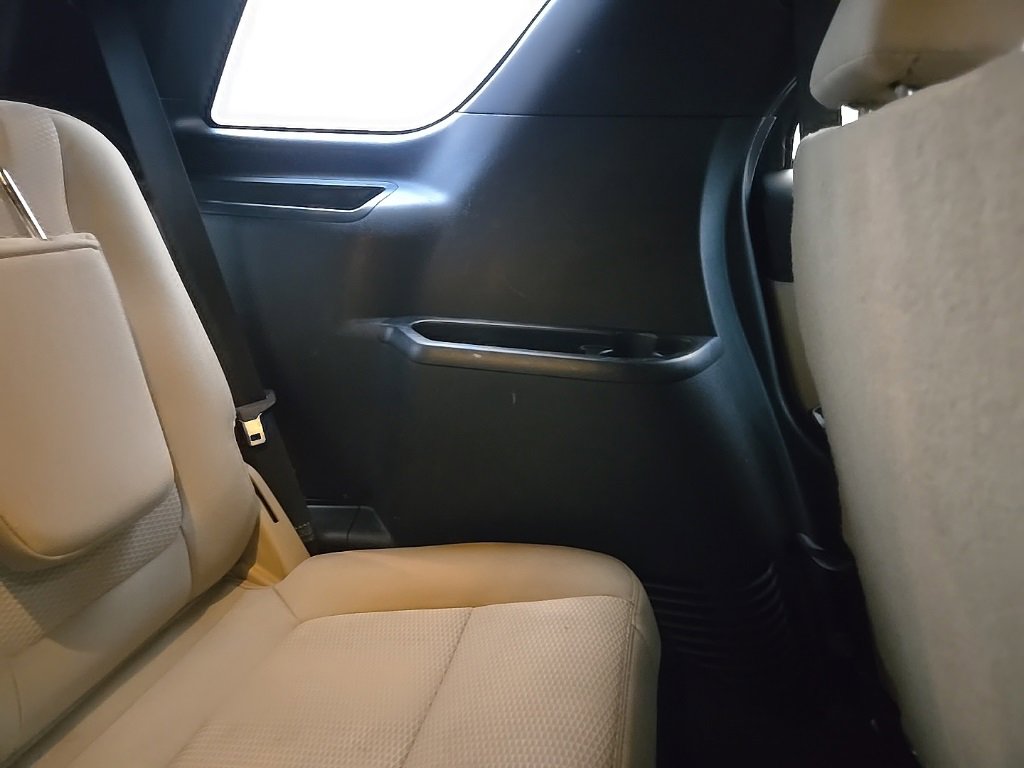 Used 2017 Ford Explorer XLT image 83