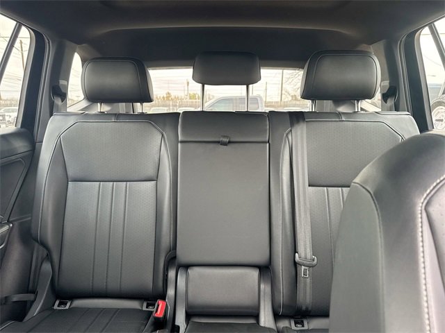 Used 2024 Volkswagen Tiguan SE R-Line w/ MDO Package, Three-Row image 29