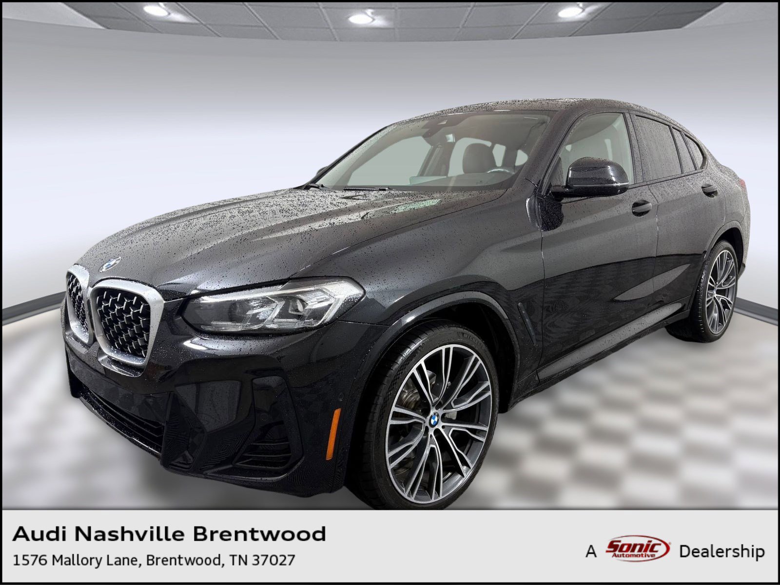 Used 2022 BMW X4 xDrive30i w/ M Sport Package 2