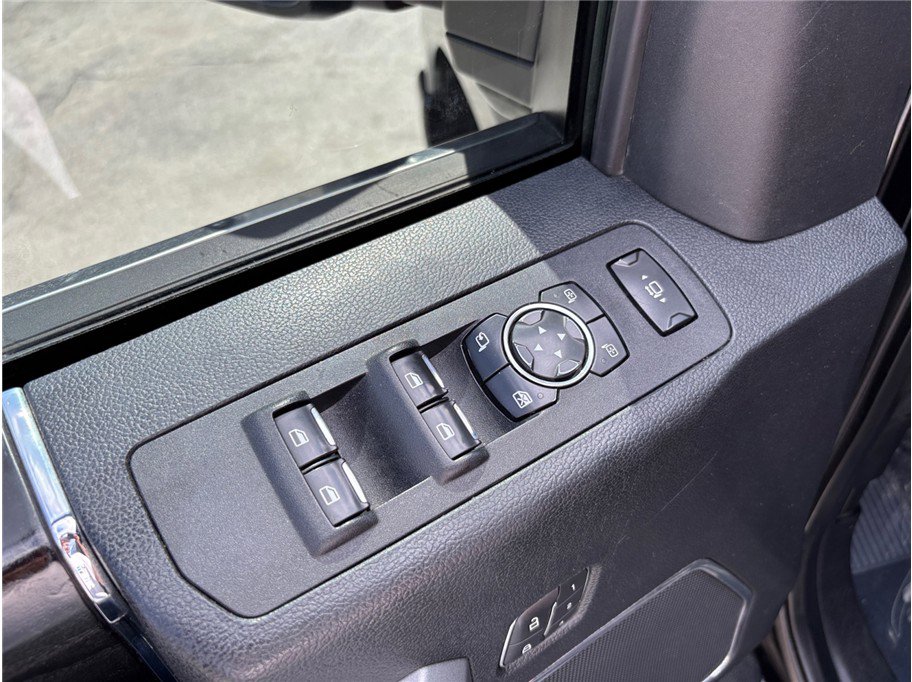 Used 2019 Ford F350 Platinum w/ Platinum Ultimate Package image 25