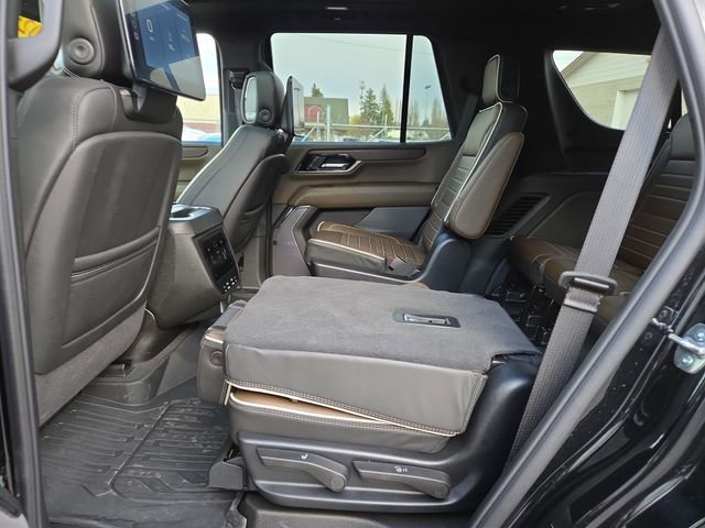 Used 2025 GMC Yukon Denali Ultimate w/ LPO, Floor Liner Package image 34