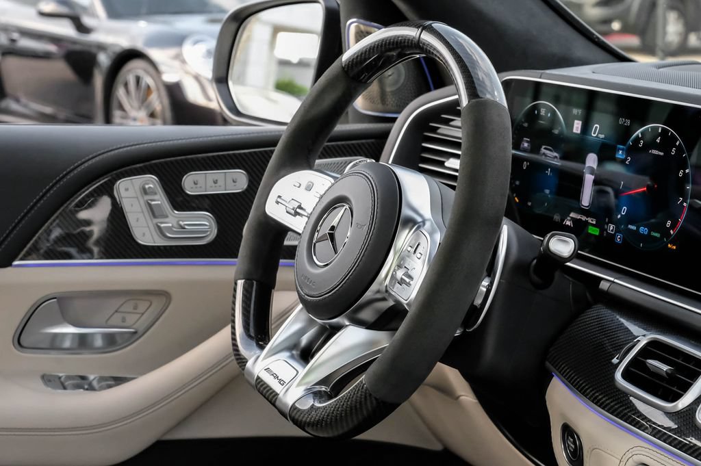 Used 2022 Mercedes-Benz GLS 63 AMG 4MATIC image 12