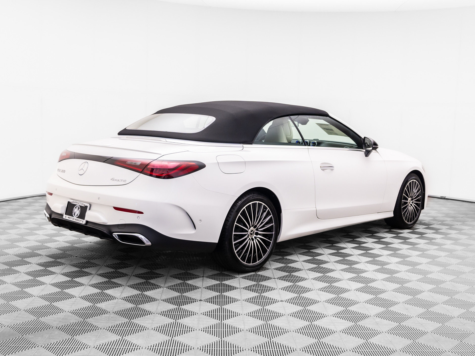 New 2027 Mercedes-Benz CLE 300 4MATIC Cabriolet image 5