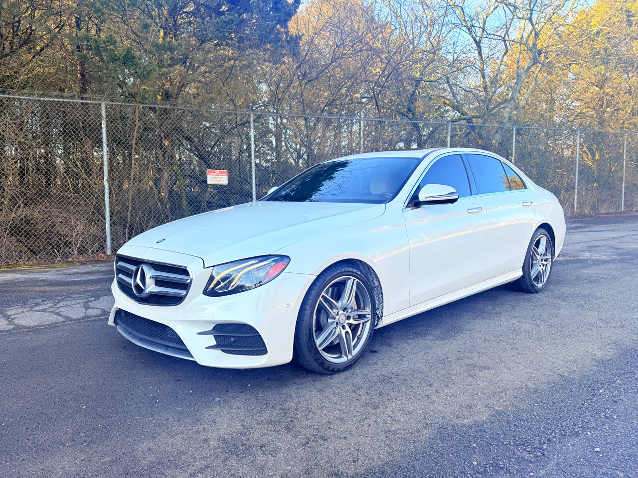 Used 2017 Mercedes-Benz E 300 image 5