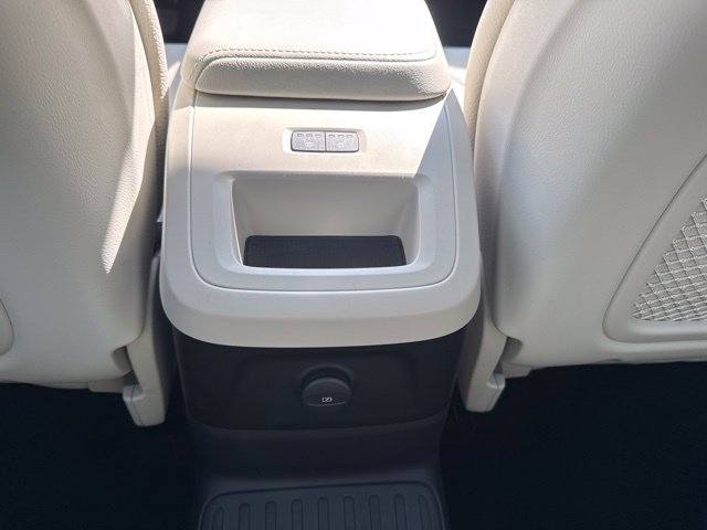 Certified 2024 Volvo XC60 T8 Plus w/ Climate Package AWD/4WD image 17