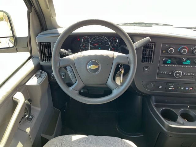 Used 2025 Chevrolet Express 3500 LT w/ LT Preferred Equipment Group RWD image 11
