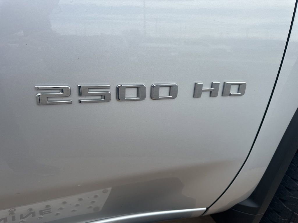Used 2022 Chevrolet Silverado 2500 Custom w/ Custom Convenience Package image 33