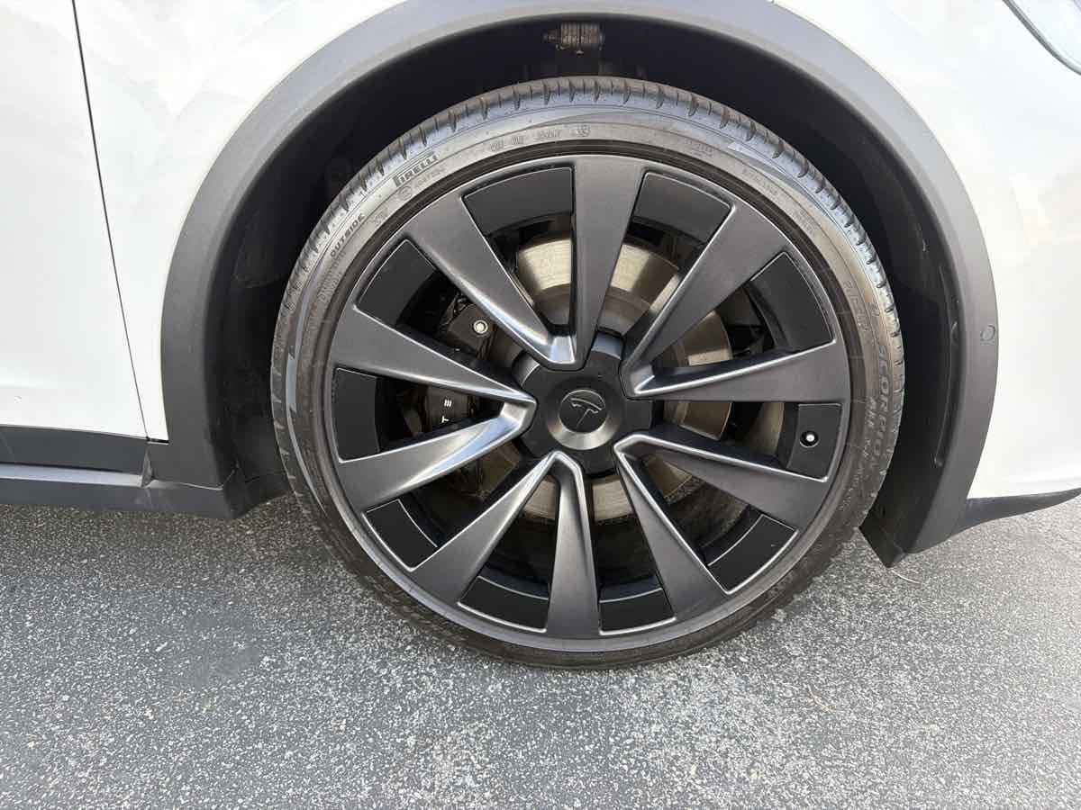 Used 2023 Tesla Model X AWD/4WD image 41