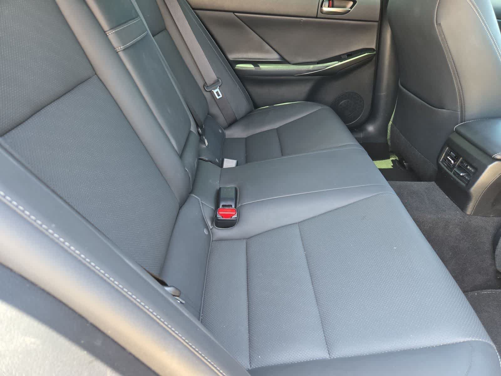 Used 2021 Lexus IS 300 w/ Comfort Package RWD image 19