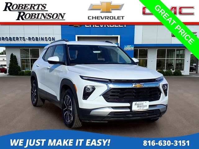 Used 2025 Chevrolet TrailBlazer LT FWD image 1