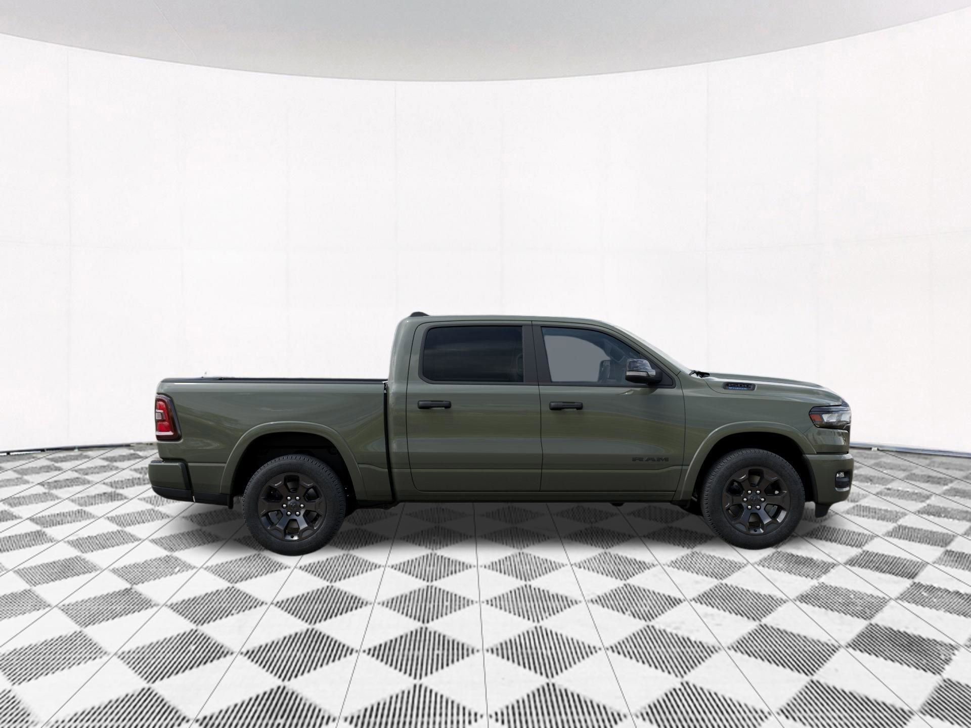 New 2026 RAM 1500 4x4 Crew Cab image 29