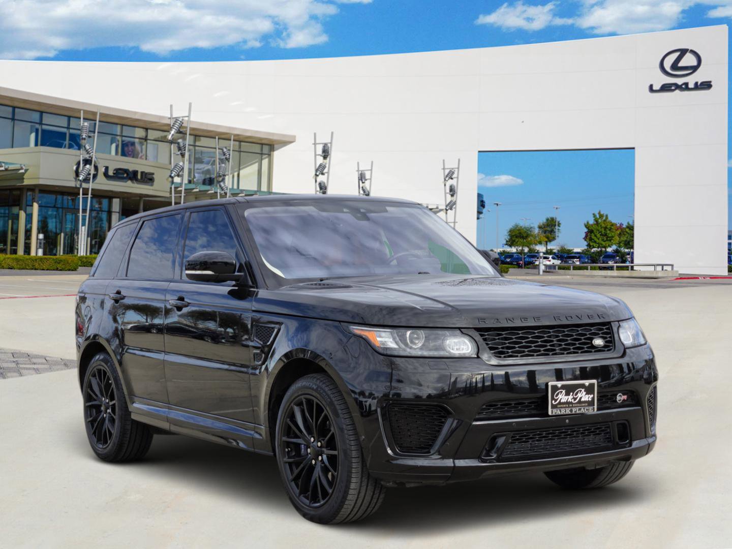 Used 2017 Land Rover Range Rover Sport SVR image 2