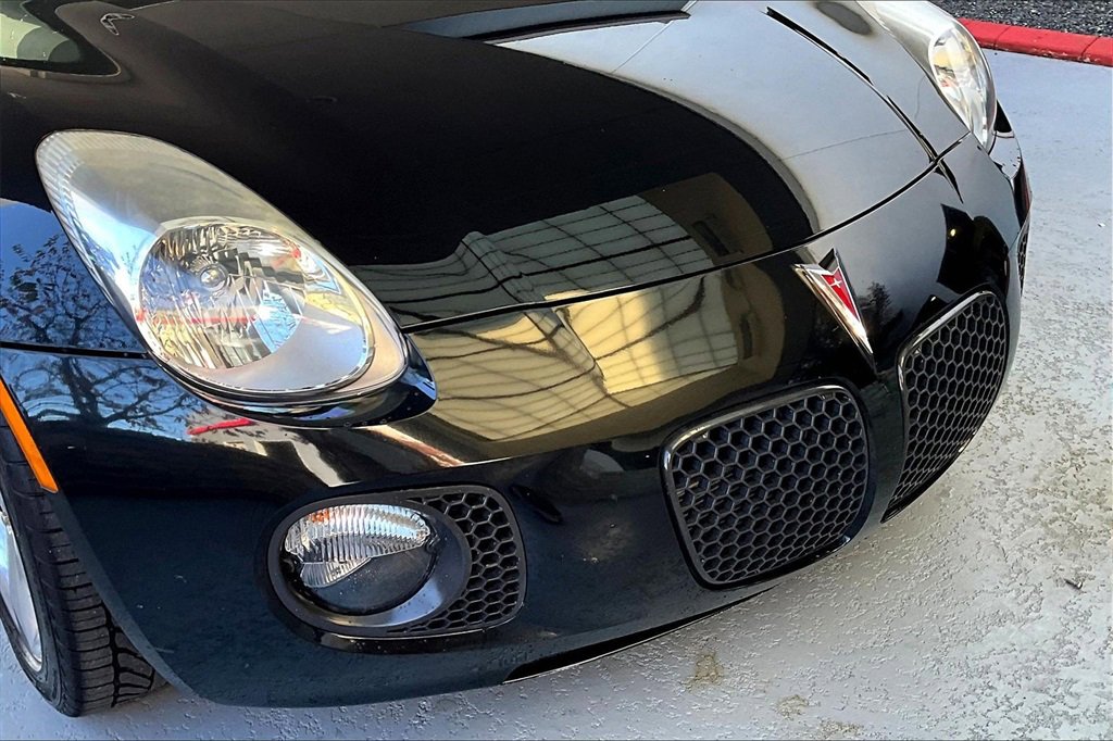 Used 2008 Pontiac Solstice GXP w/ Premium Package image 25