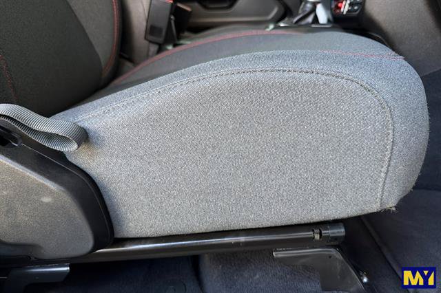 Used 2026 Jeep Wrangler Unlimited Rubicon AWD/4WD image 22