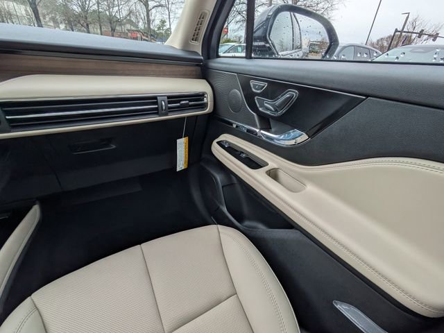 New 2026 Lincoln Corsair Reserve image 14