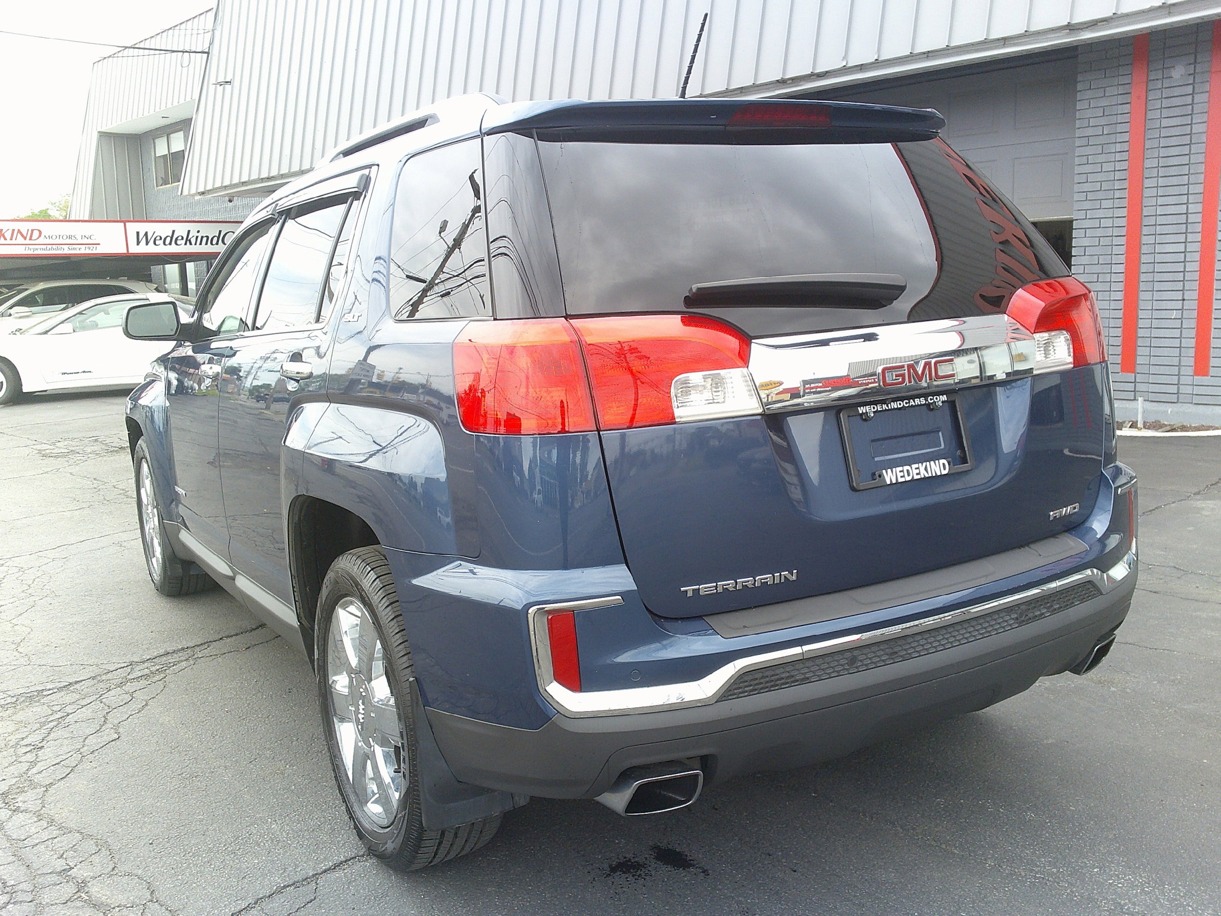 Used 2016 GMC Terrain SLT w/ Open Road Package AWD/4WD image 6