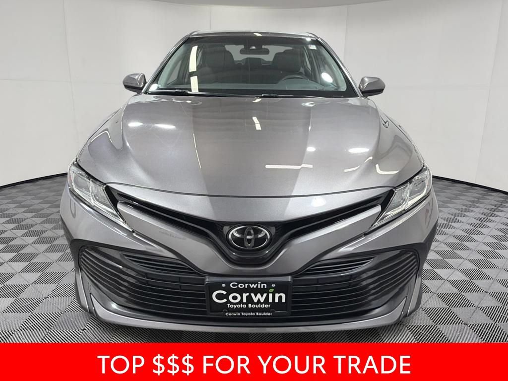 Used 2018 Toyota Camry LE FWD image 2