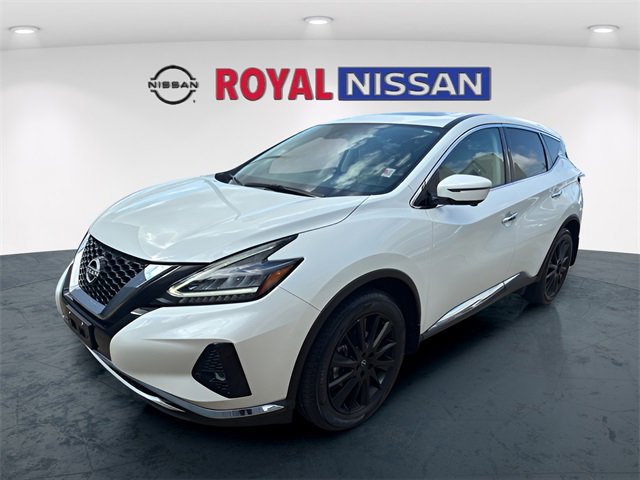 Used 2024 Nissan Murano SL image 3