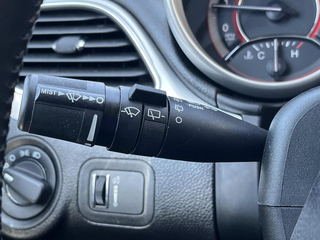 Used 2018 Dodge Journey SE w/ Connectivity Group image 29