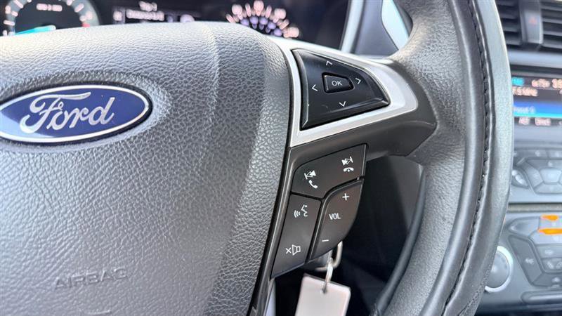 Used 2014 Ford Fusion SE image 24