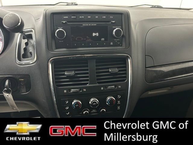 Used 2017 Dodge Grand Caravan SE image 19