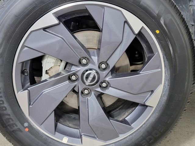 Used 2026 Nissan Rogue SV FWD image 10